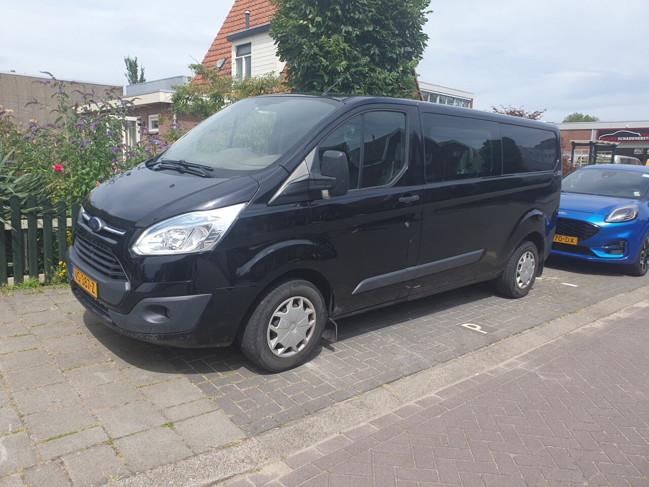 Ford Transit Custom - 290 2.2 TDCI L2H1 Trend DC 290 2.2 TDCI L2H1 Trend DC - AutoWereld.nl