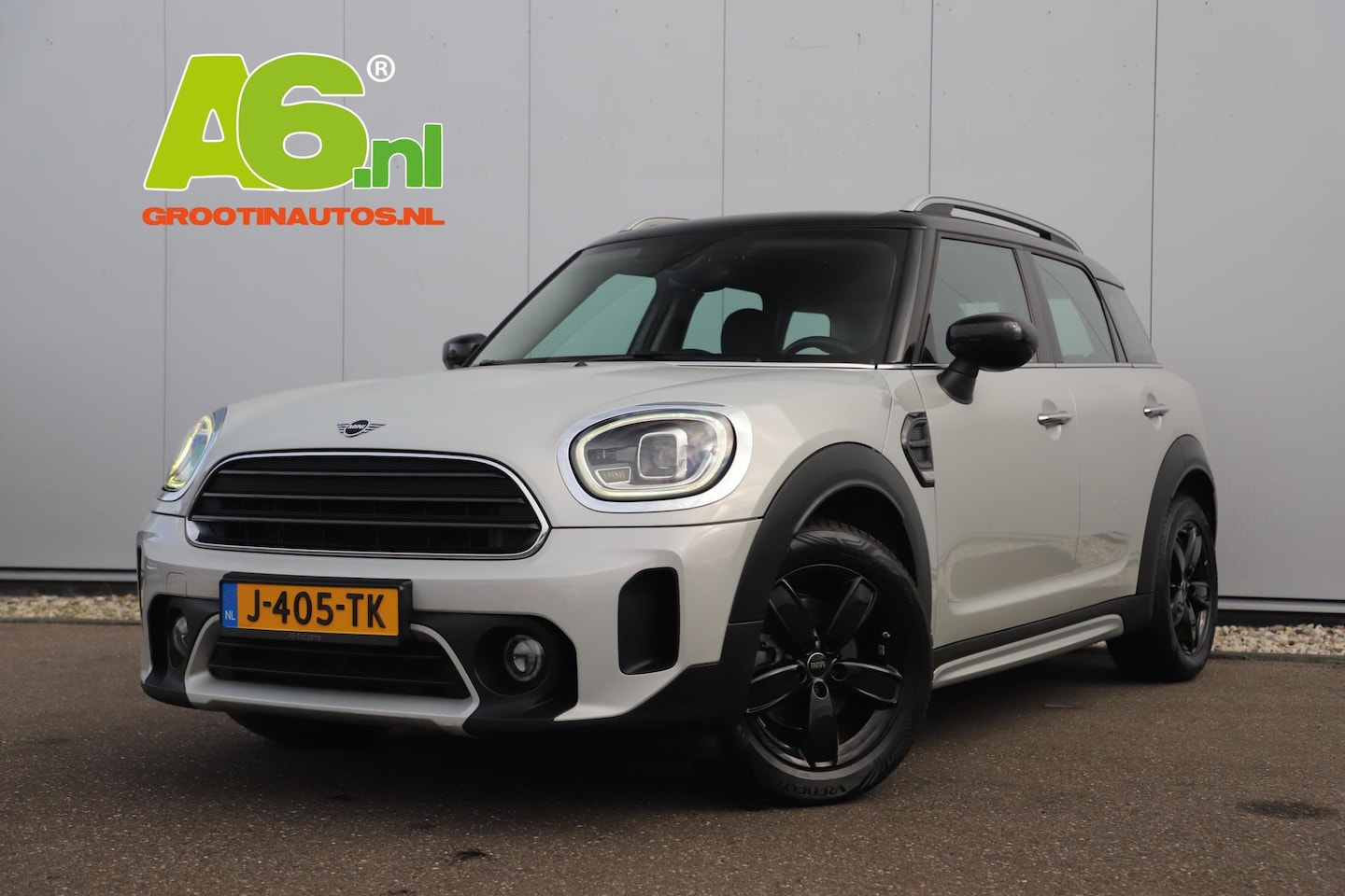 MINI Countryman - Mini 1.5 Cooper Business Edition 136PK Automaat Trekhaak Black Pack Half Leder Navigatie C - AutoWereld.nl