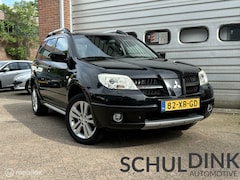 Mitsubishi Outlander - 2.4 Intense AIRCO|CENTRALE DEURVERGRENDELING