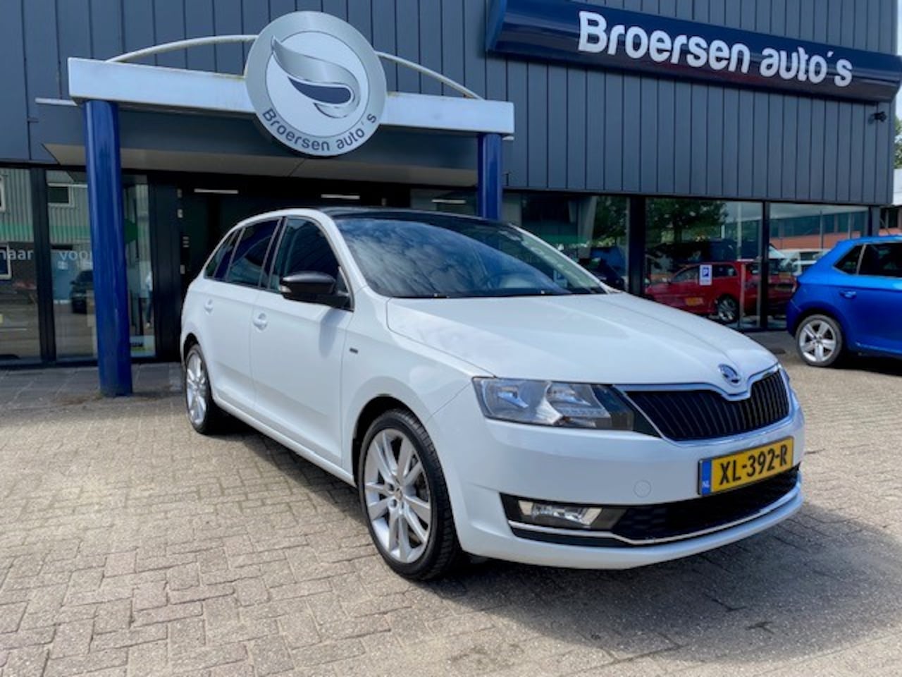 Skoda Rapid Spaceback - 1.0 TSI 95pk Clever met Navi, Trekhaak en Stoelverw. - AutoWereld.nl