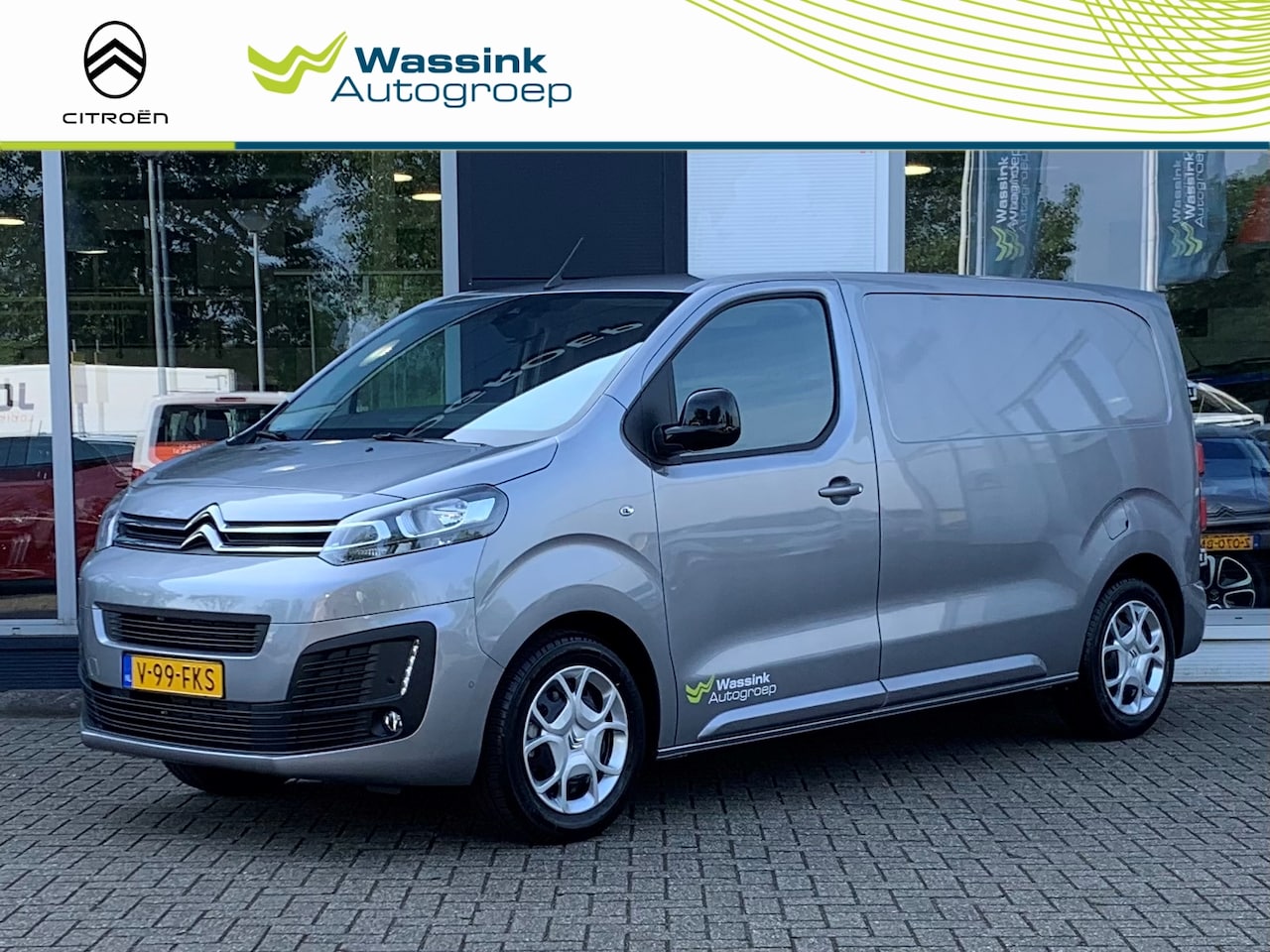 Citroën Jumpy - GB M 2.0 BlueHDi 145PK AUTOMAAT 3-Zits | Parkeersensoren en camera | Navigatie | Apple Car - AutoWereld.nl