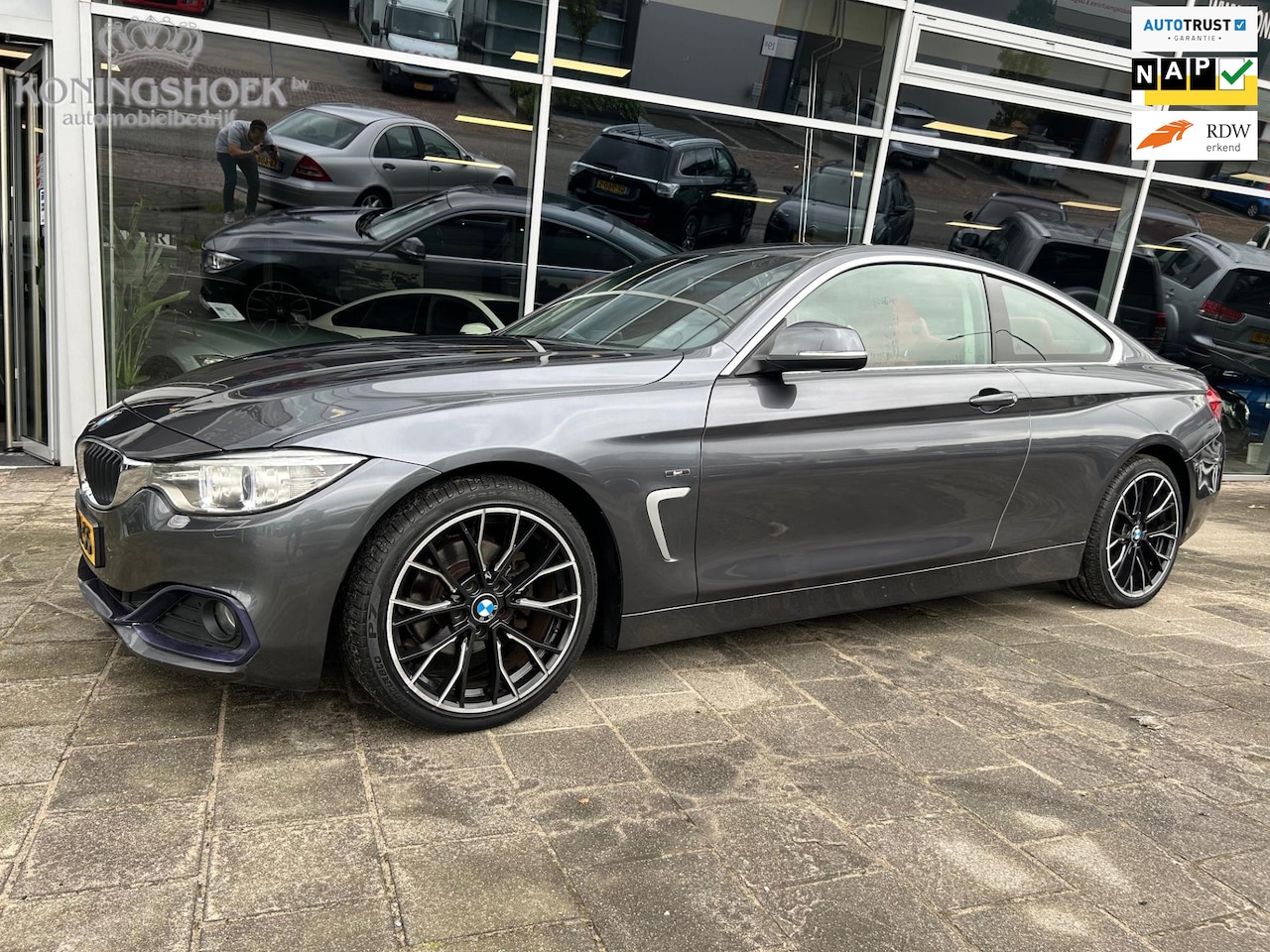 BMW 4-serie Coupé - 420i High Executive 420i High Executive - AutoWereld.nl