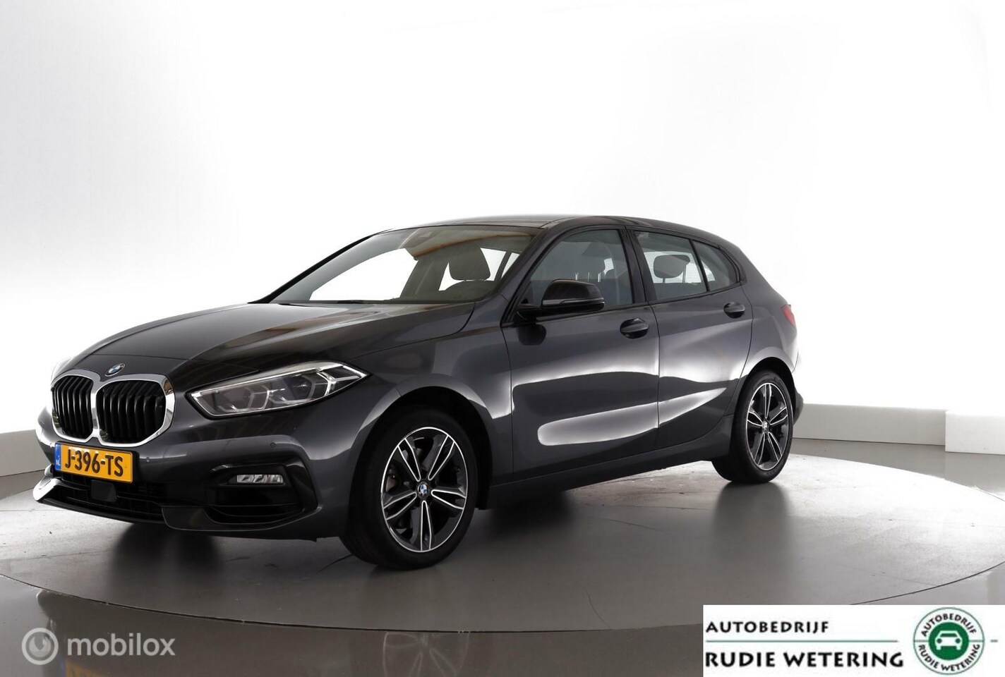 BMW 1-serie - 118i 140pk Automaat Executive Edition Sportline leer|led|nav|ecc|pdc|lmv17 - AutoWereld.nl