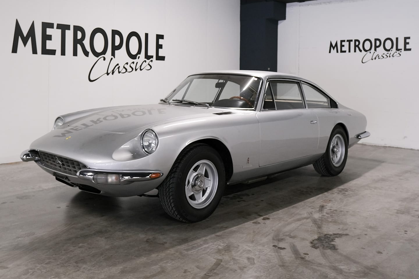 Ferrari 365 - GT M0355 - AutoWereld.nl