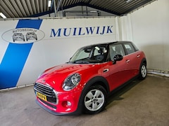 MINI Cooper - 1.5 Cooper Business Edition / Automaat / Navi / NL Auto