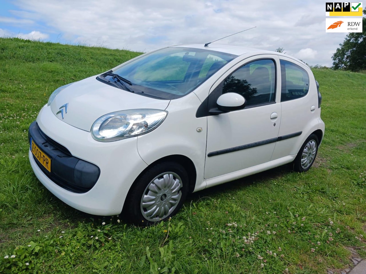 Citroën C1 - 1.0i 12V Séduction APK 06-2025 114.573 km Radio CD MMC SD USB - AutoWereld.nl