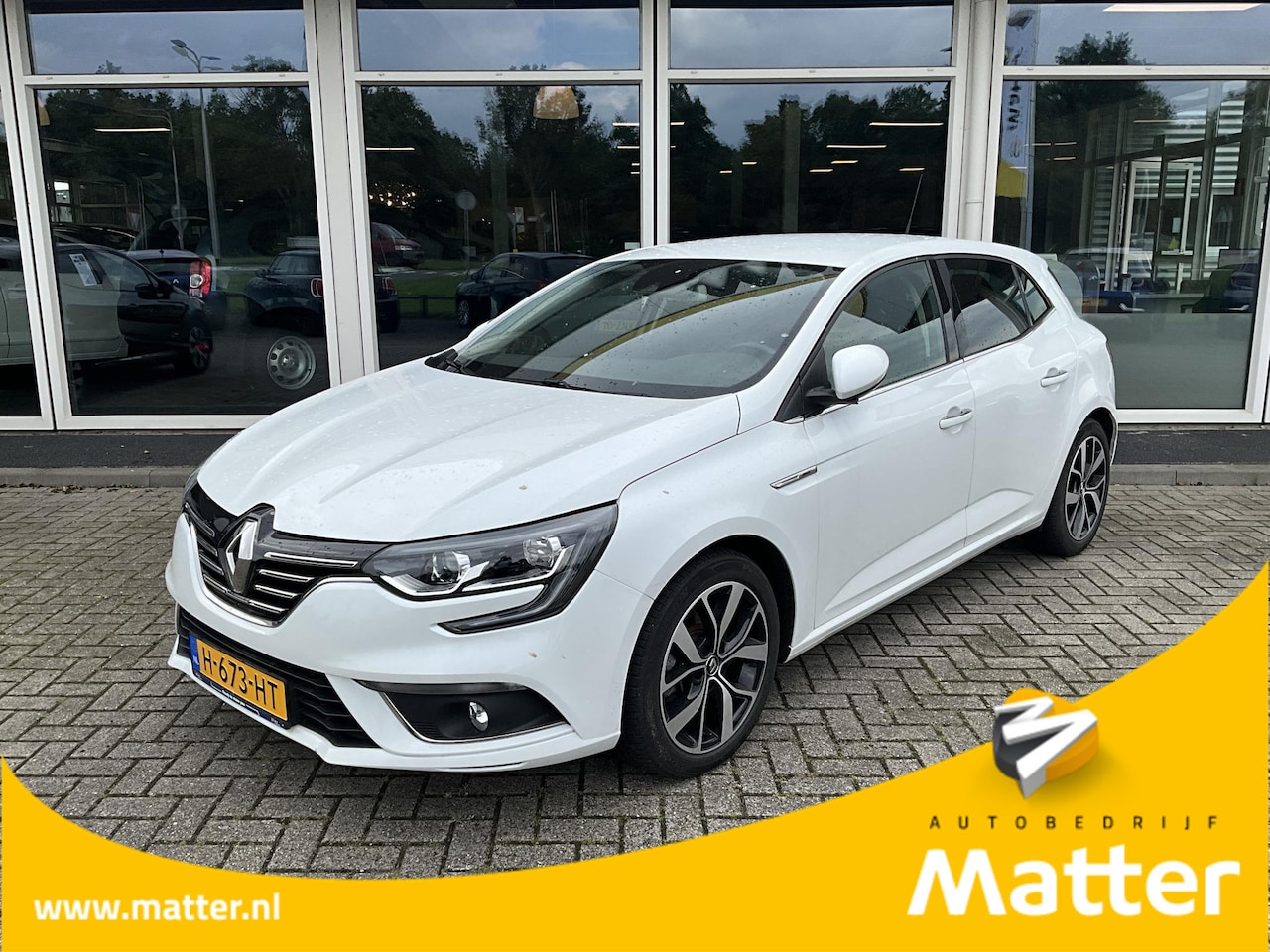 Renault Mégane - 1.3 TCe Bose 160PK | Leer | Trekhaak - AutoWereld.nl