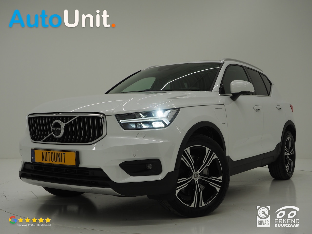 Volvo XC40 - 1.5 T5 Recharge Inscription | Panoramadak | 360 | Keyless | Leder | Memory - AutoWereld.nl