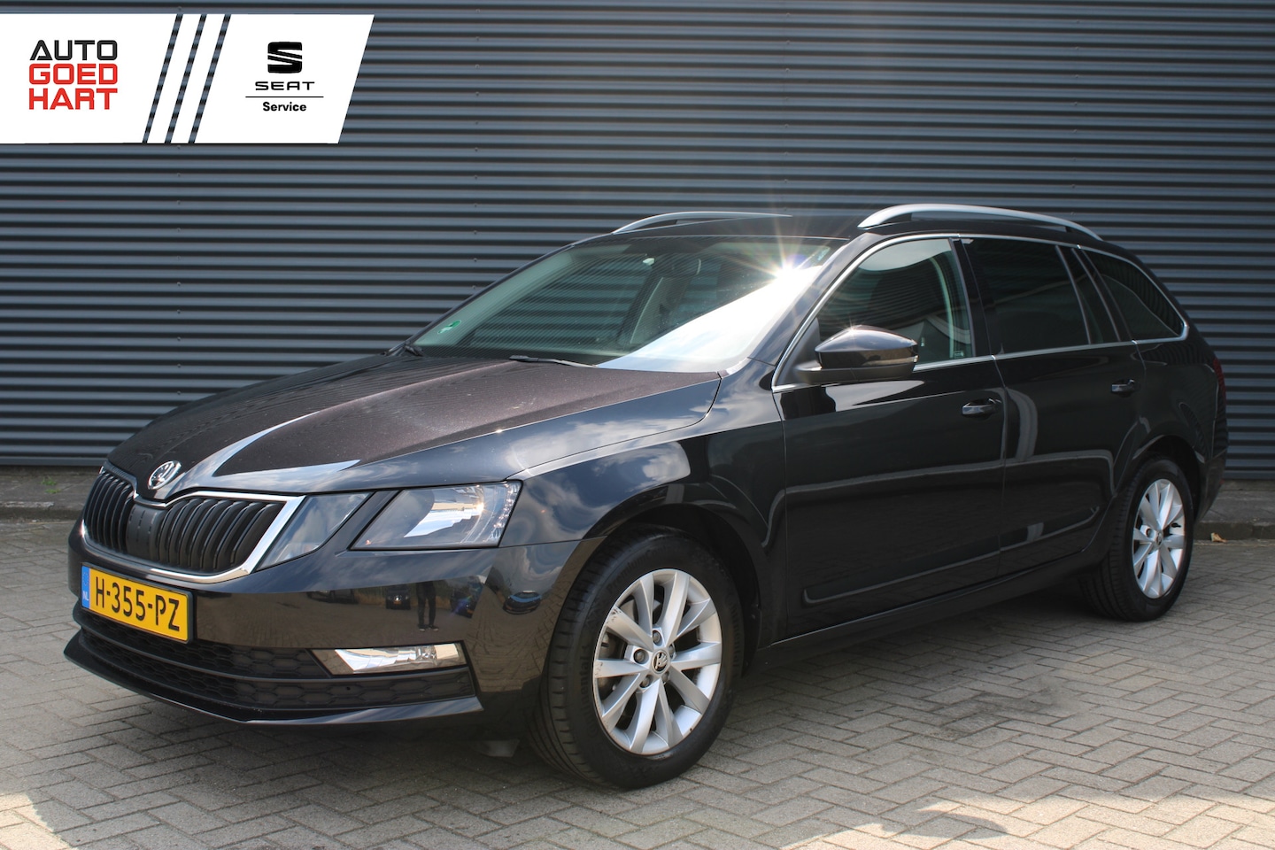 Skoda Octavia Combi - 1.5 TSI Greentech Business Edition DSG Navigatie CarPlay Stoelverw. NAP - AutoWereld.nl