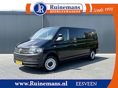 Volkswagen Transporter - 2.0 TDI 115 PK / L2H1 / 1e EIGENAAR / AIRCO / CRUISE / NAVI / APPLE CARPLAY / PDC