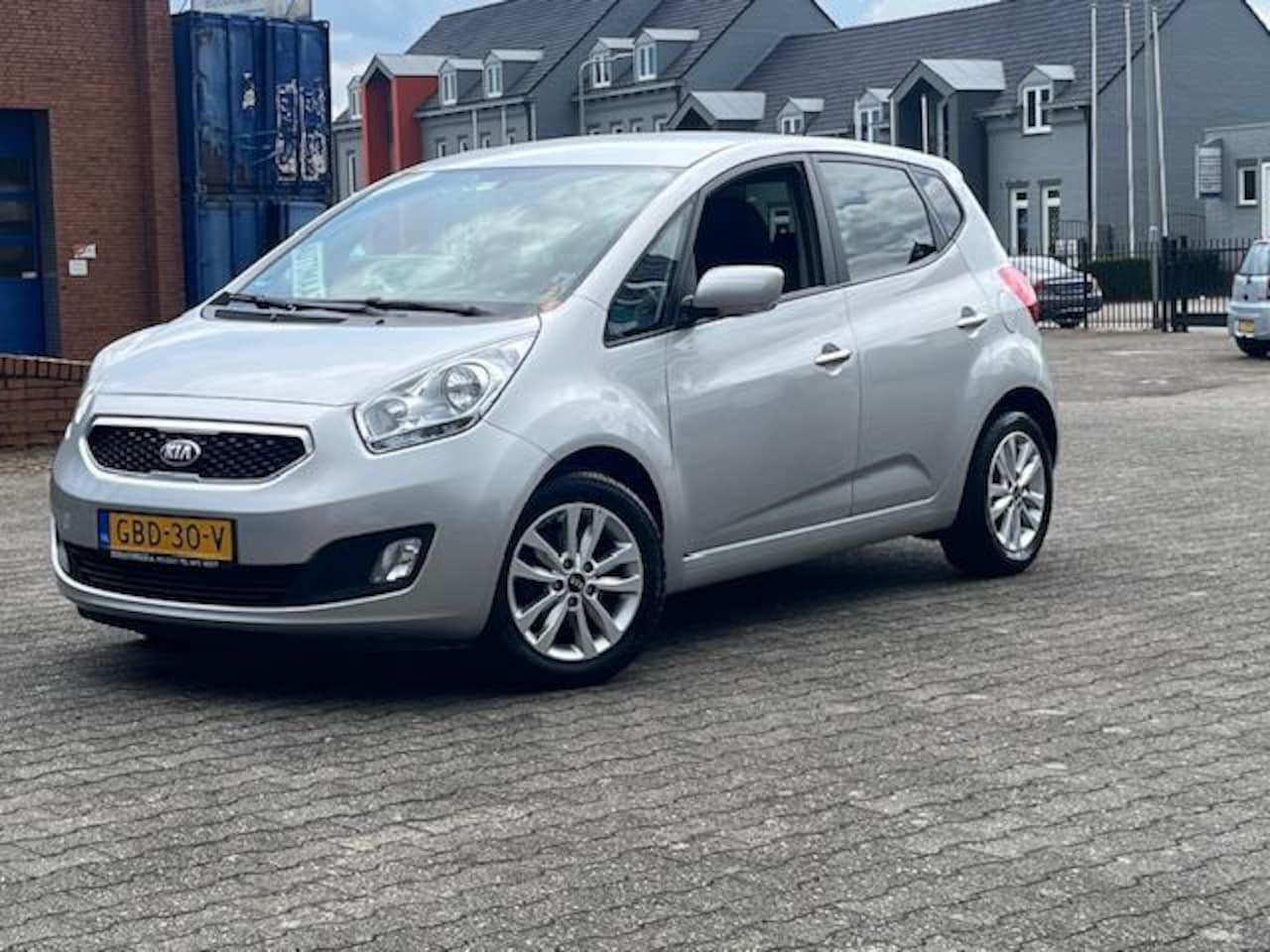 Kia Venga - Automaat, PDC, ECC, 1 jaar Bovag garantie Kia Venga 1.6 CVVT 20th Anniversary - AutoWereld.nl