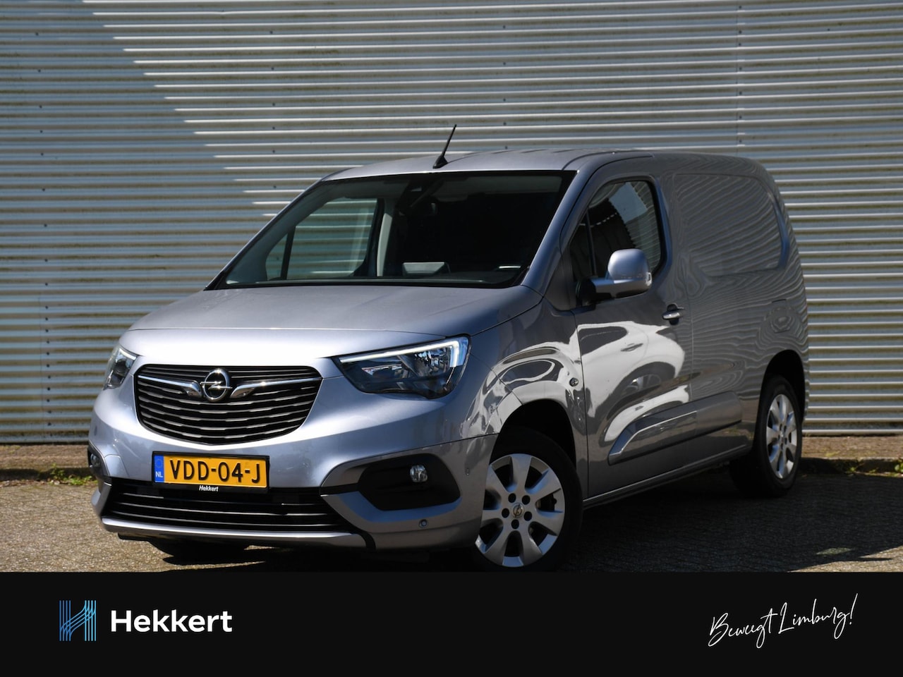 Opel Combo - L1H1 Innovation 1.5 Diesel 130pk Automaat DODE HOEK | KEYLESS ENTRY | NAVI | CRUISE | CLIM - AutoWereld.nl