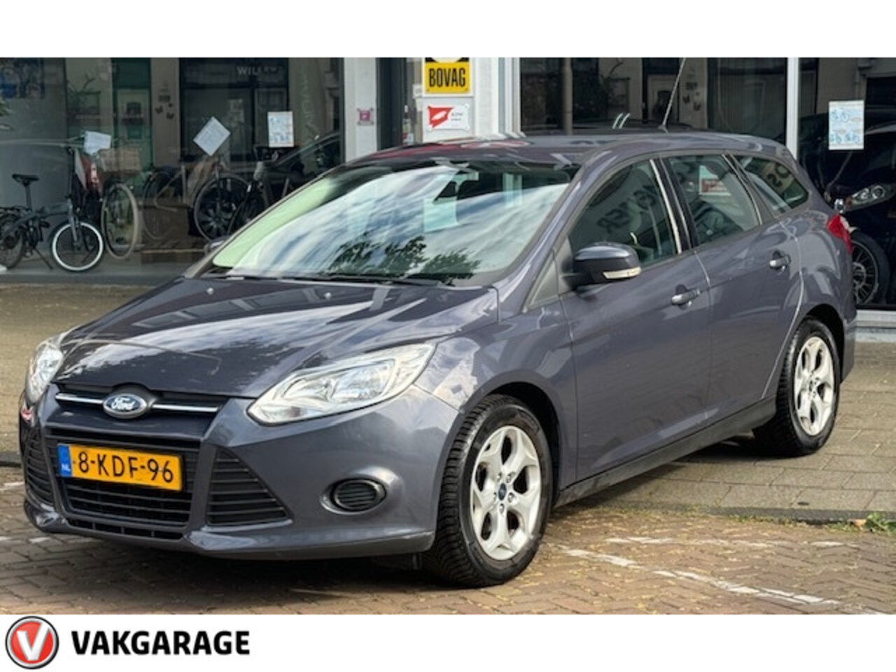 Ford Focus Wagon - 1.0 EcoB. Lease Tr - AutoWereld.nl