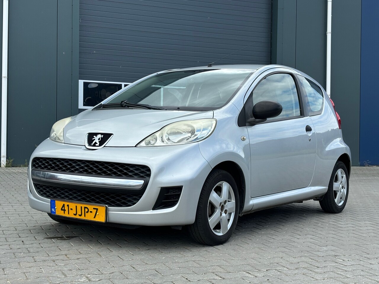 Peugeot 107 - 1.0-12V XR 1.0-12V XR - AutoWereld.nl