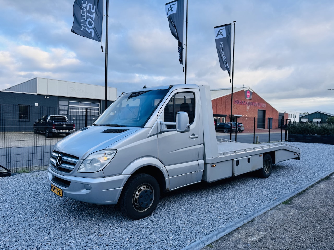 Mercedes-Benz Sprinter - 515 CDI 515 CDI 2.2 Aut Navi|Camera|Leer|Cruis Oprijwagen Auto Ambulance - AutoWereld.nl