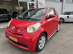 Toyota iQ - 1.0 VVTi Comfort | Slechts 72.000 km | Airco | Stuurbekrachtiging, rijklaar, incl. Bovag g