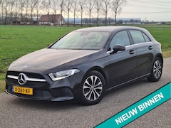 Mercedes-Benz A-klasse - 180 Premium Met ECC+NAVIG+CAMERA+LANE ASSIST