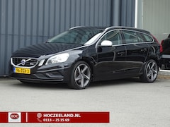 Volvo V60 - 1.6 T3 R-Design Automaat | Leder | Navi | Trekhaak