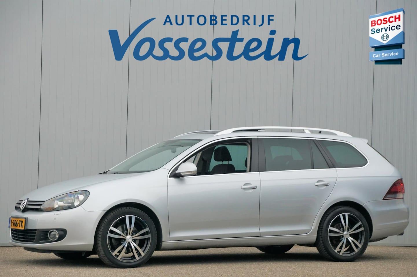 Volkswagen Golf Variant - 1.4 TSI / Automaat / Afn. Trekhaak / Panodak / Climate / Cruise / Stoelverw. - AutoWereld.nl