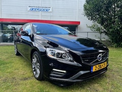 Volvo V60 - D6 PLUG-IN HYBRID RDESIGN/XENON/LEER/NAV/THAAK