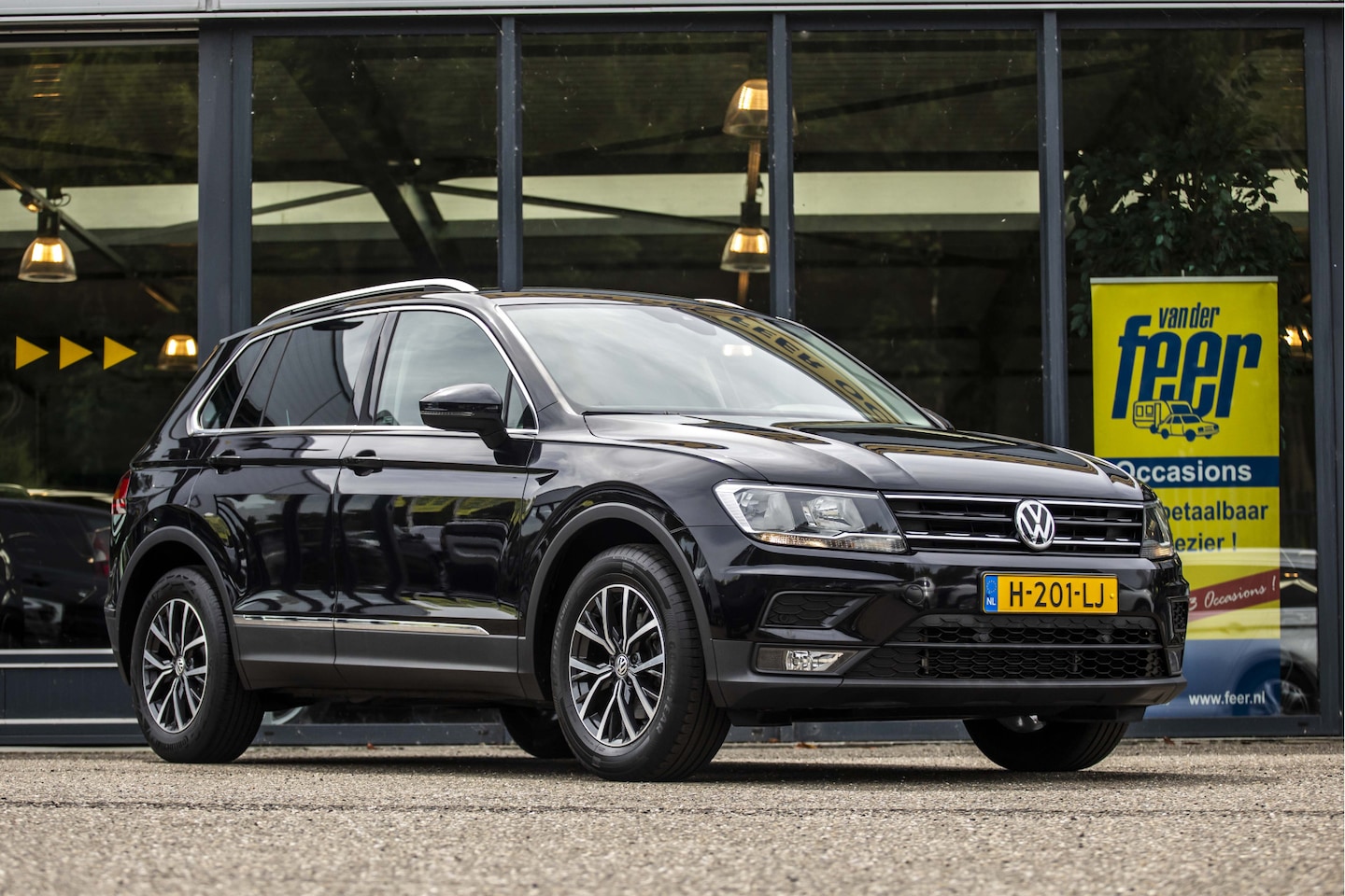 Volkswagen Tiguan - 1.5 TSI ACT Comfortline Business 1.5 TSI ACT Comfortline Business - AutoWereld.nl