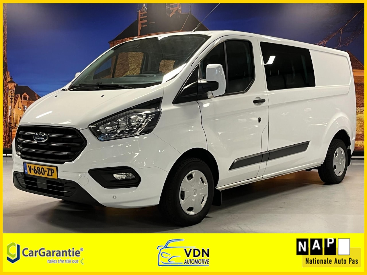 Ford Transit Custom - 300 2.0 TDCI L2H1 Trend DC Airco Navi PDC - AutoWereld.nl