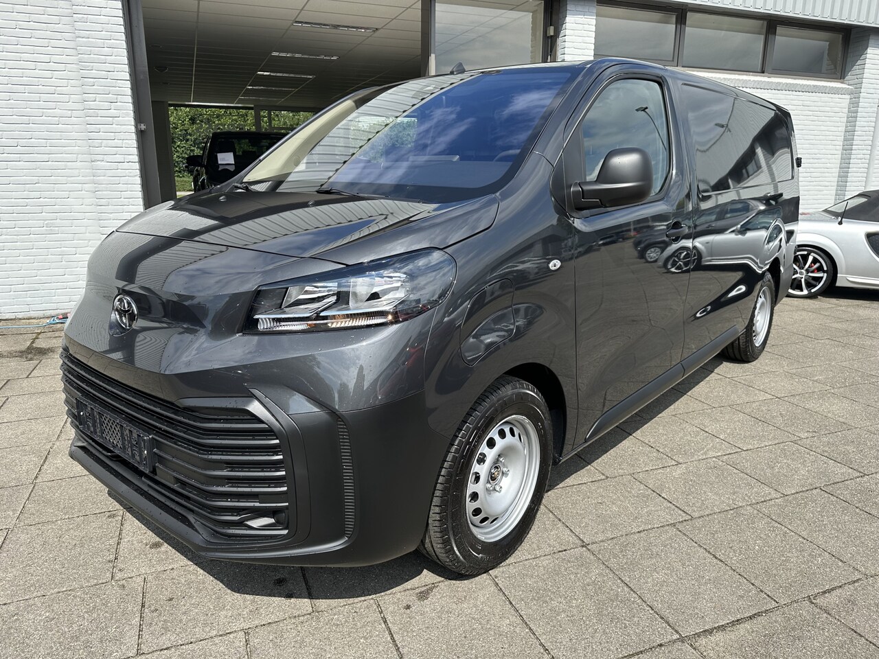 Toyota ProAce Electric Worker - Challenger Extra Range Long 75 kWh Challenger Extra Range Long 75 kWh - AutoWereld.nl