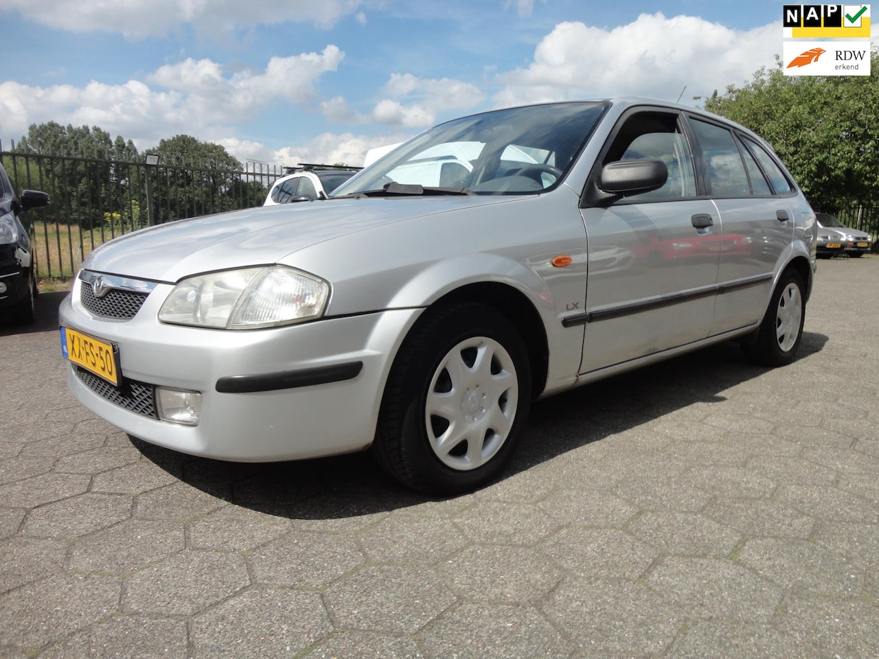 Mazda 323 Fastbreak - 1.5i LX 5 DEURS - AutoWereld.nl