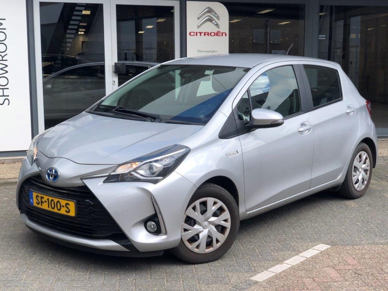 Toyota Yaris - 1.5 HYBRID - AutoWereld.nl