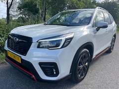 Subaru Forester - 2.0i e-BOXER Sport Panodak/navi/trekhaak/garantie