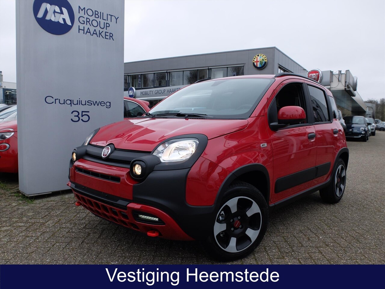 Fiat Panda - 1.0 70pk Hybride Cross Carplay/Android Auto Parkeersensoren - AutoWereld.nl