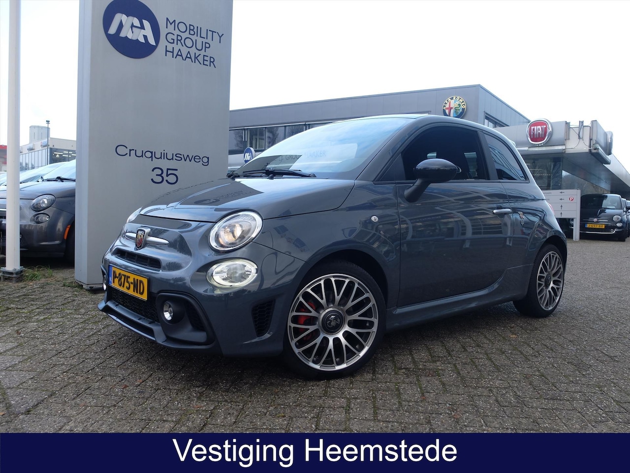 Abarth 595 - 1.4 145pk 595 Abarth Carplay 17 Inch PDC GREY Edition - AutoWereld.nl