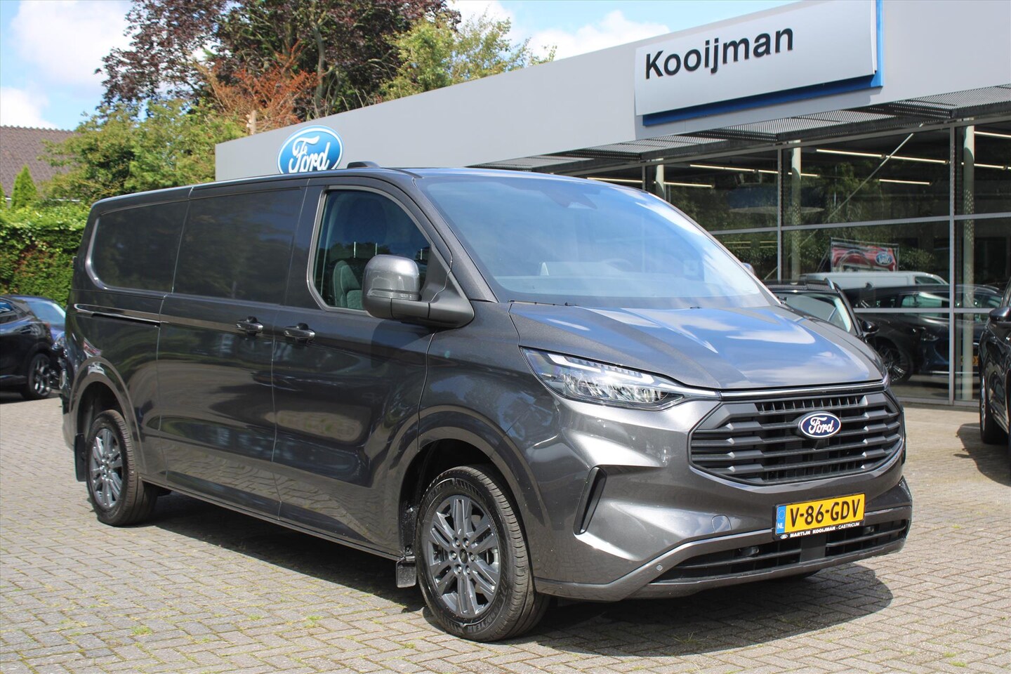 Ford Transit Custom - GB 2.0 EcoBlue 170pk L2H1 320 AUT Limited, Driver Assistant en Winter Pack - AutoWereld.nl