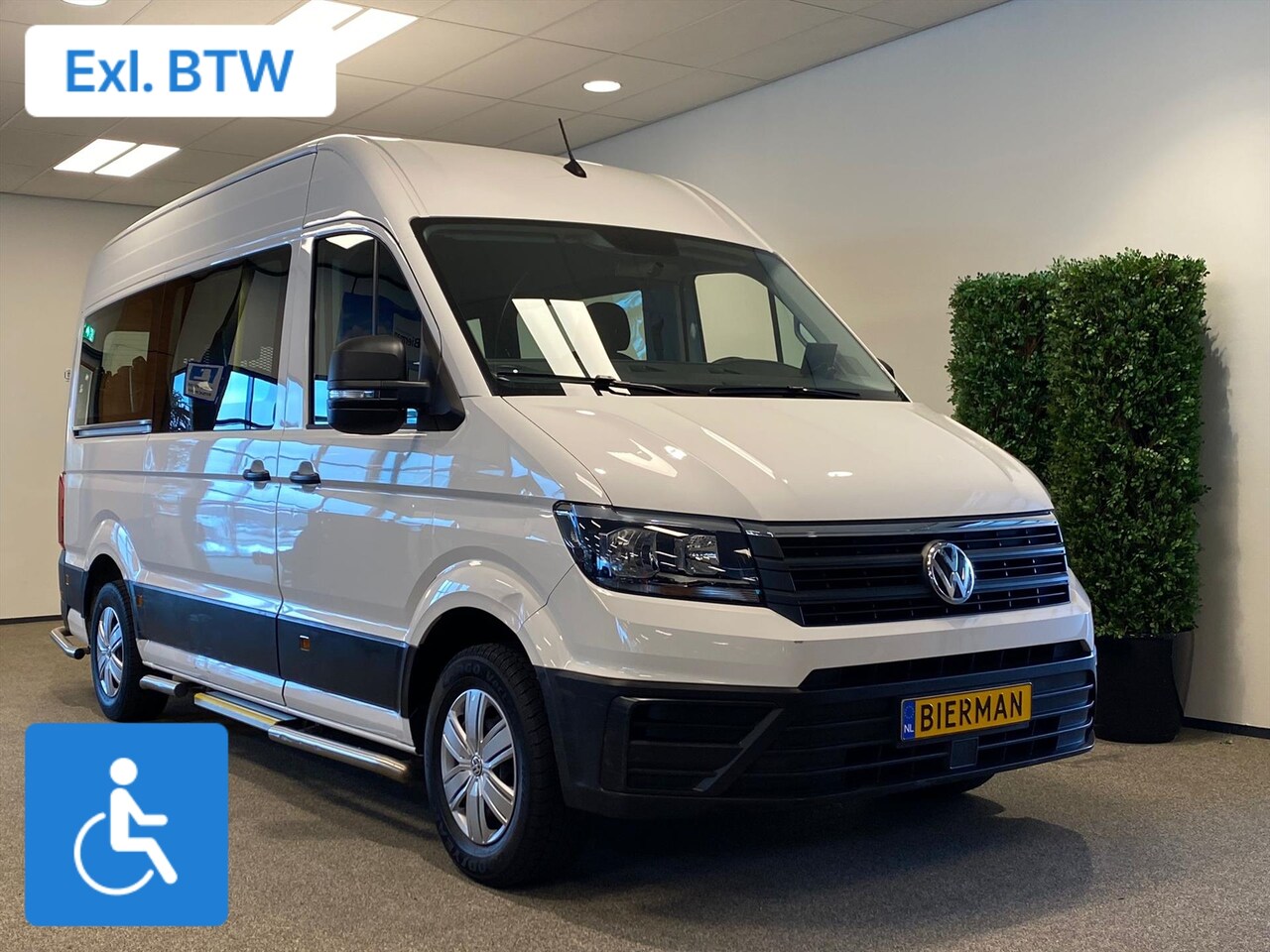 Volkswagen Crafter - L2H2 Rolstoelbus / Groepsvervoer - AutoWereld.nl