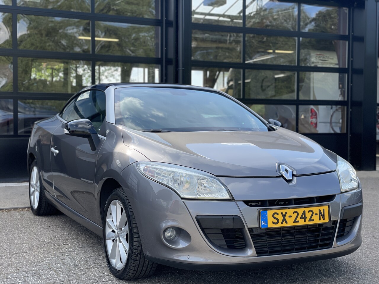 Renault Mégane coupé cabriolet - 1.4 TCE Privilège 1.4 TCE Privilège - AutoWereld.nl