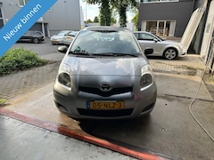 Toyota Yaris - 1.3 VVTi Comfort