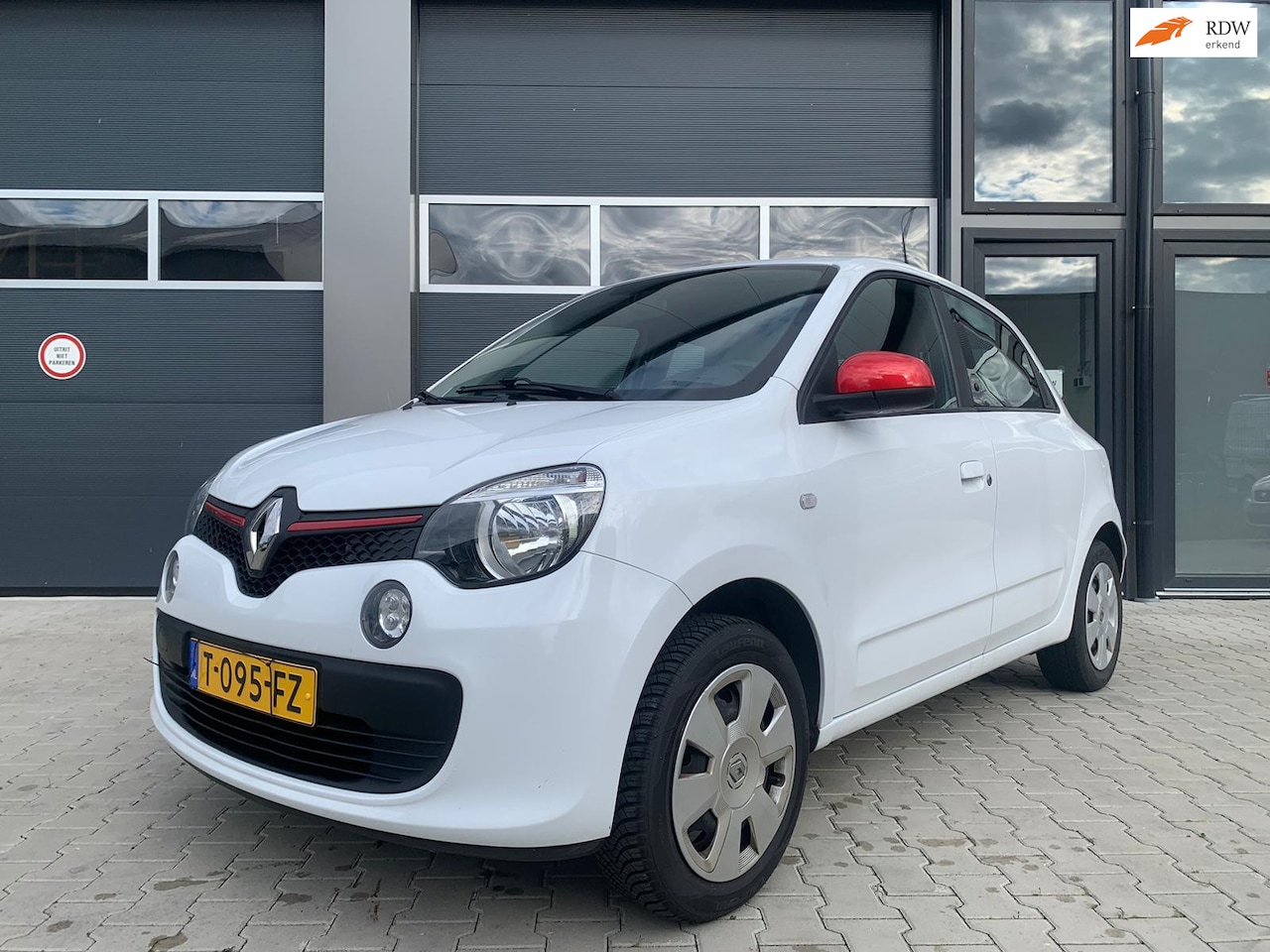 Renault Twingo - 1.0 SCe Life 1.0 SCe Life - AutoWereld.nl