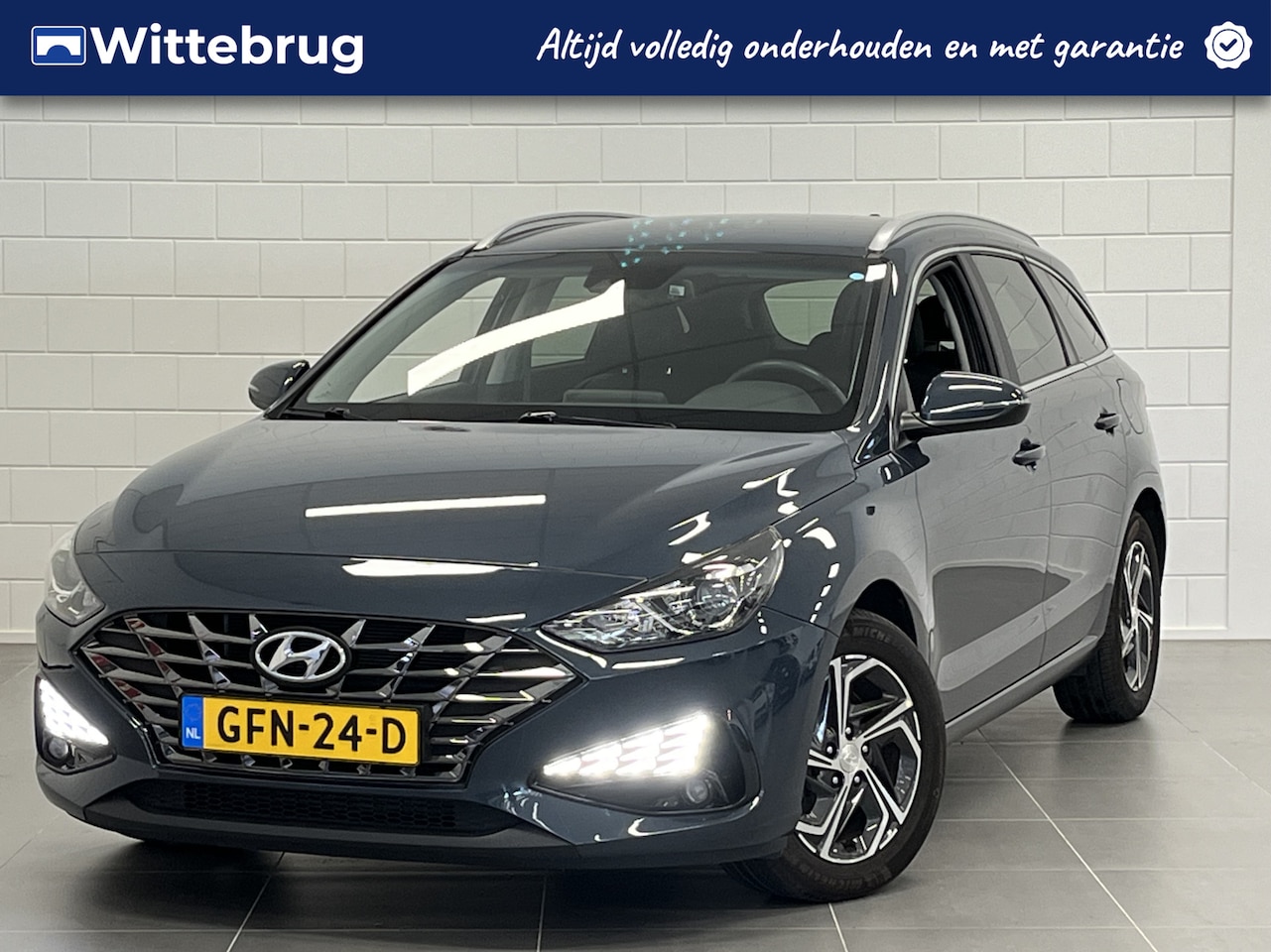 Hyundai i30 Wagon - 1.0 T-GDi MHEV Comfort Smart Automaat APPLE / ANDROID NAVIGATIE | HALF LEDEREN BEKLEDING | - AutoWereld.nl