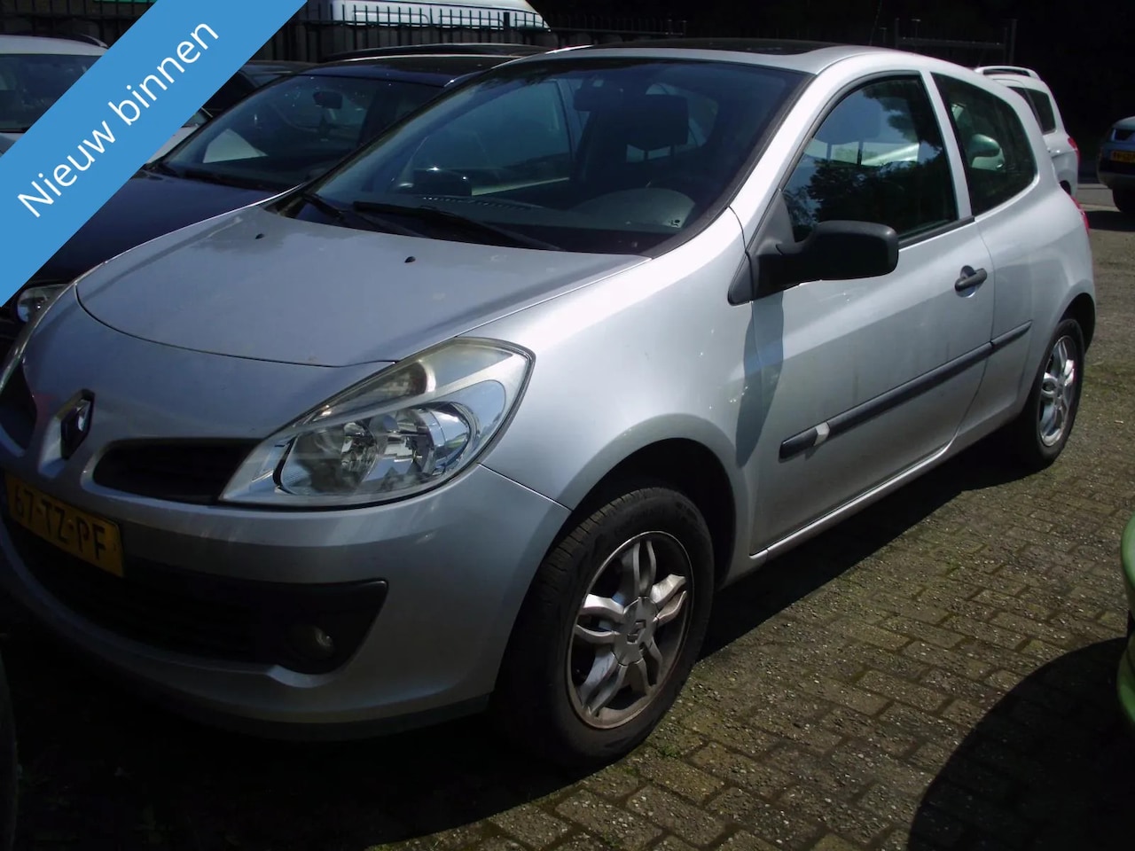 Renault Clio - 1.2 2007 - AutoWereld.nl