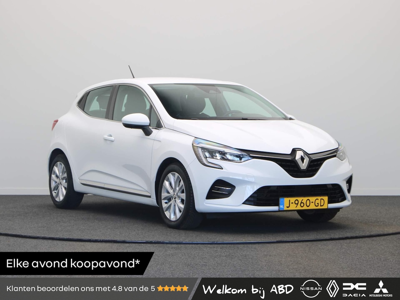 Renault Clio - 100pk TCe Intens | Cruise control | Climate control | Navigatie | - AutoWereld.nl