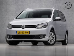 Volkswagen Touran - 1.4 TSI Highline 7 Persoons 141Pk Automaat (NAVIGATIE, CAMERA, GETINT GLAS, STOELVERWARMIN