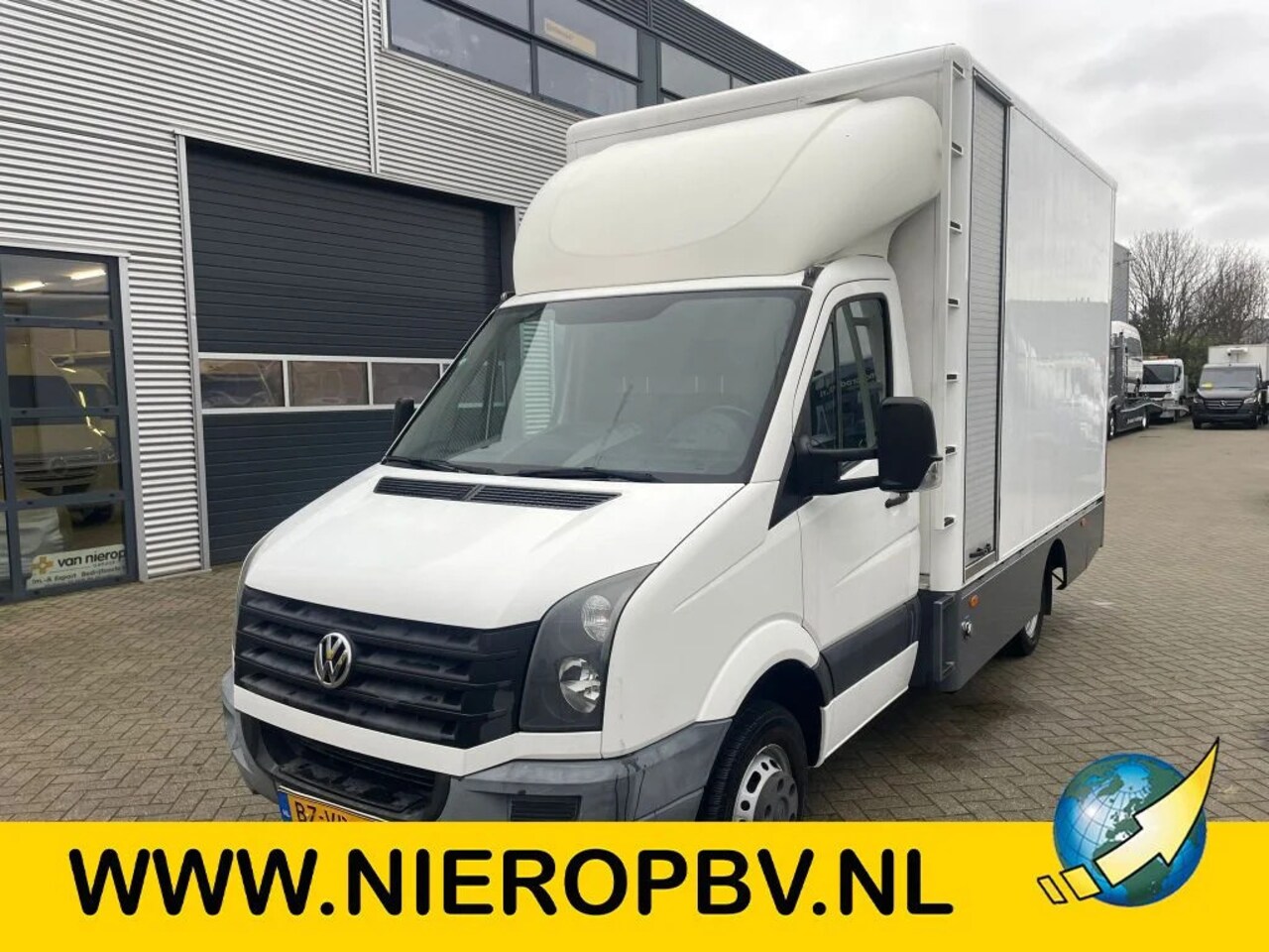 Volkswagen Crafter - 2.0TDI Bakwagen Laadklep Airco Cruisecontrol Trekhaak - AutoWereld.nl