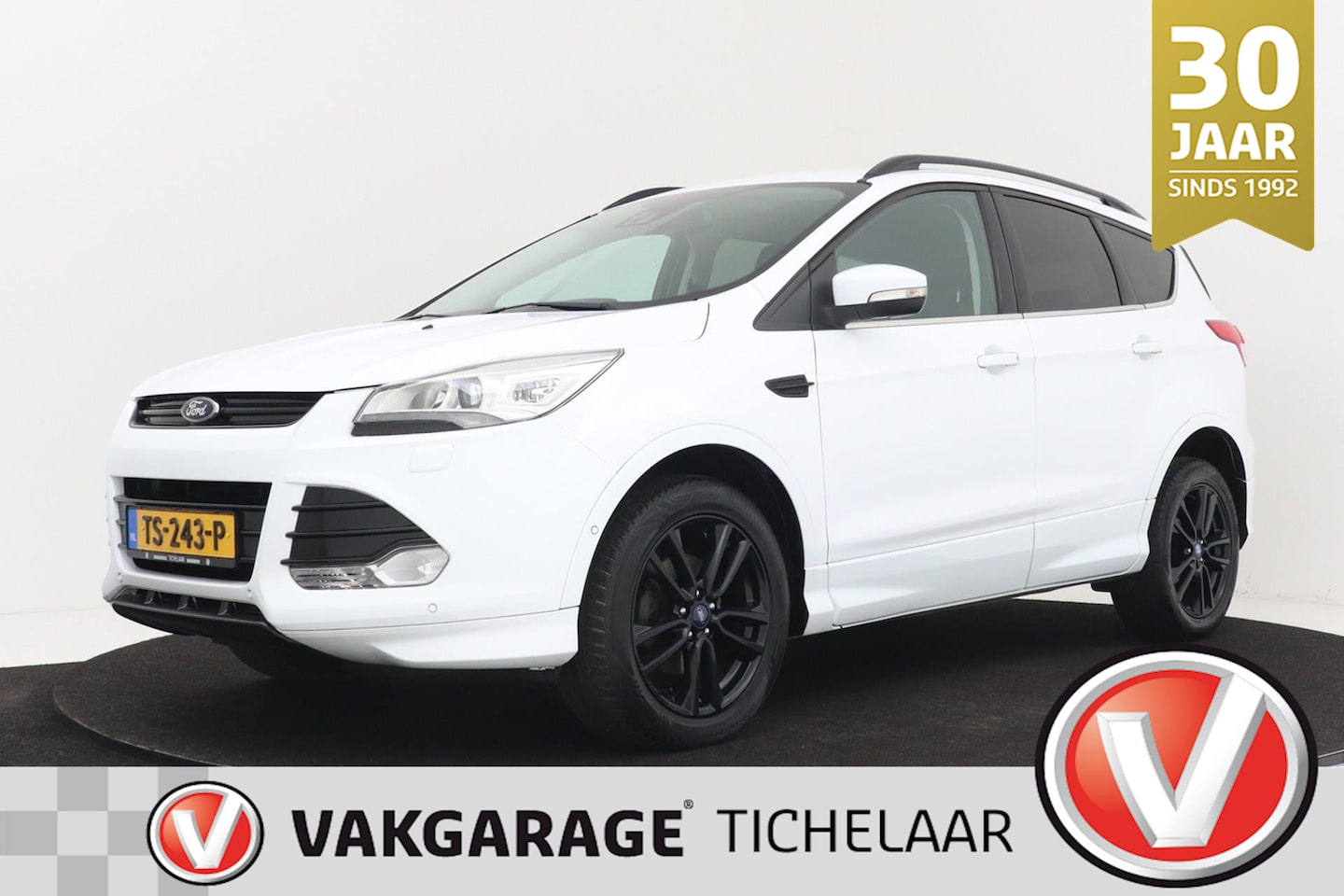 Ford Kuga - 1.5 Titanium Styling Pack | Camera | Voorruit verwarming | Climate Control - AutoWereld.nl