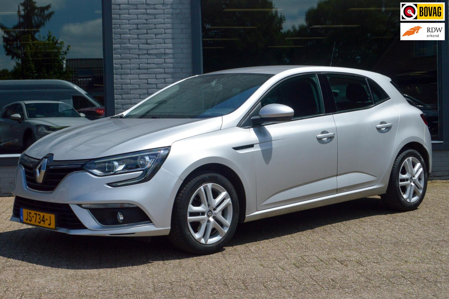 Renault Mégane - 1.2 TCe Zen | Navigatie | Cruise | Clima | Parkeersensoren achter - AutoWereld.nl