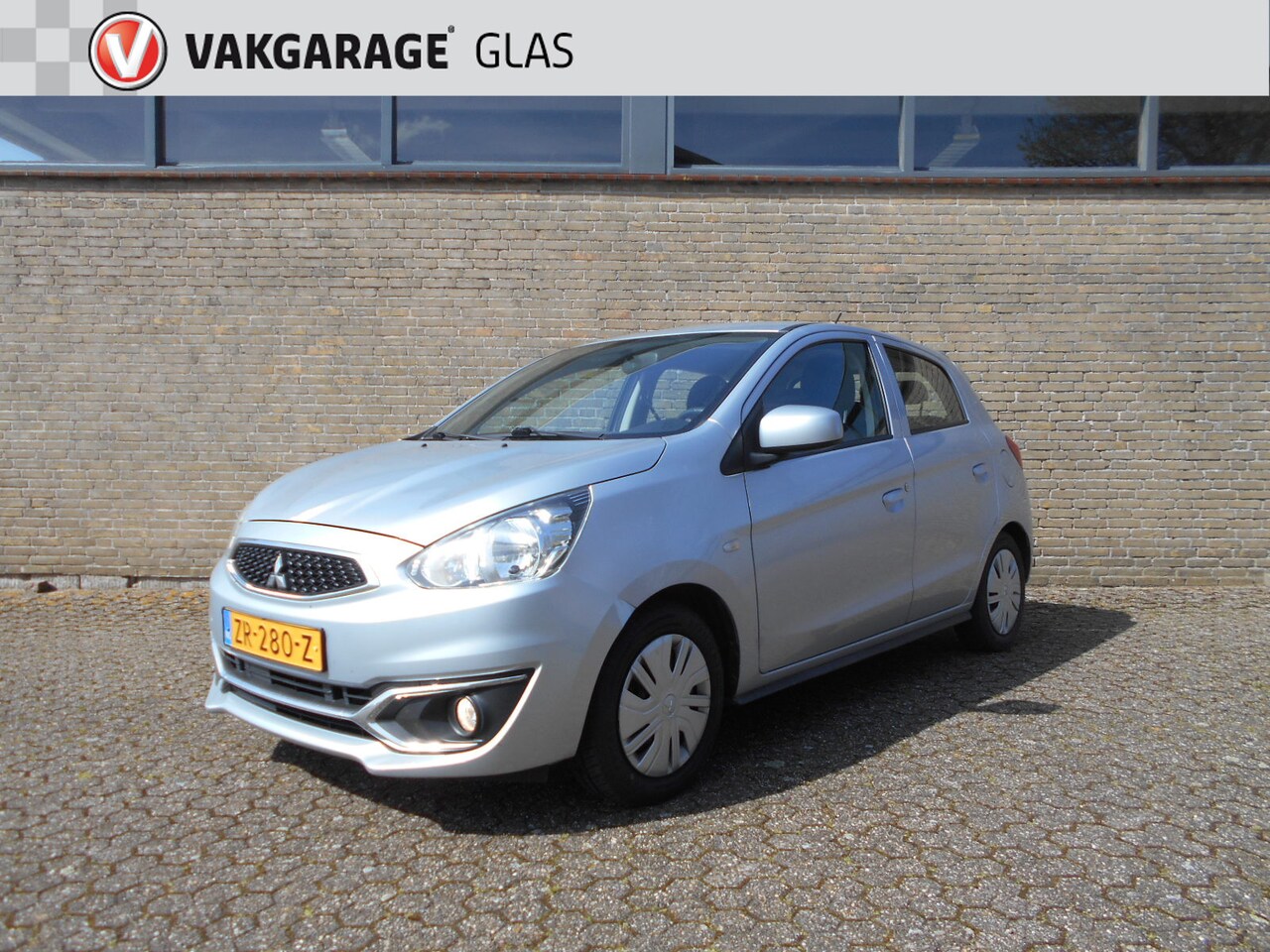 Mitsubishi Space Star - 1.0 MIVEC 71PK Entry Airco - AutoWereld.nl