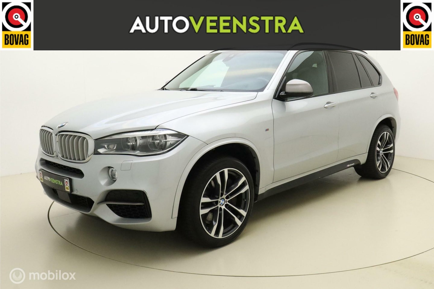 BMW X5 - GRIJS KENTEKEN M50d - AutoWereld.nl