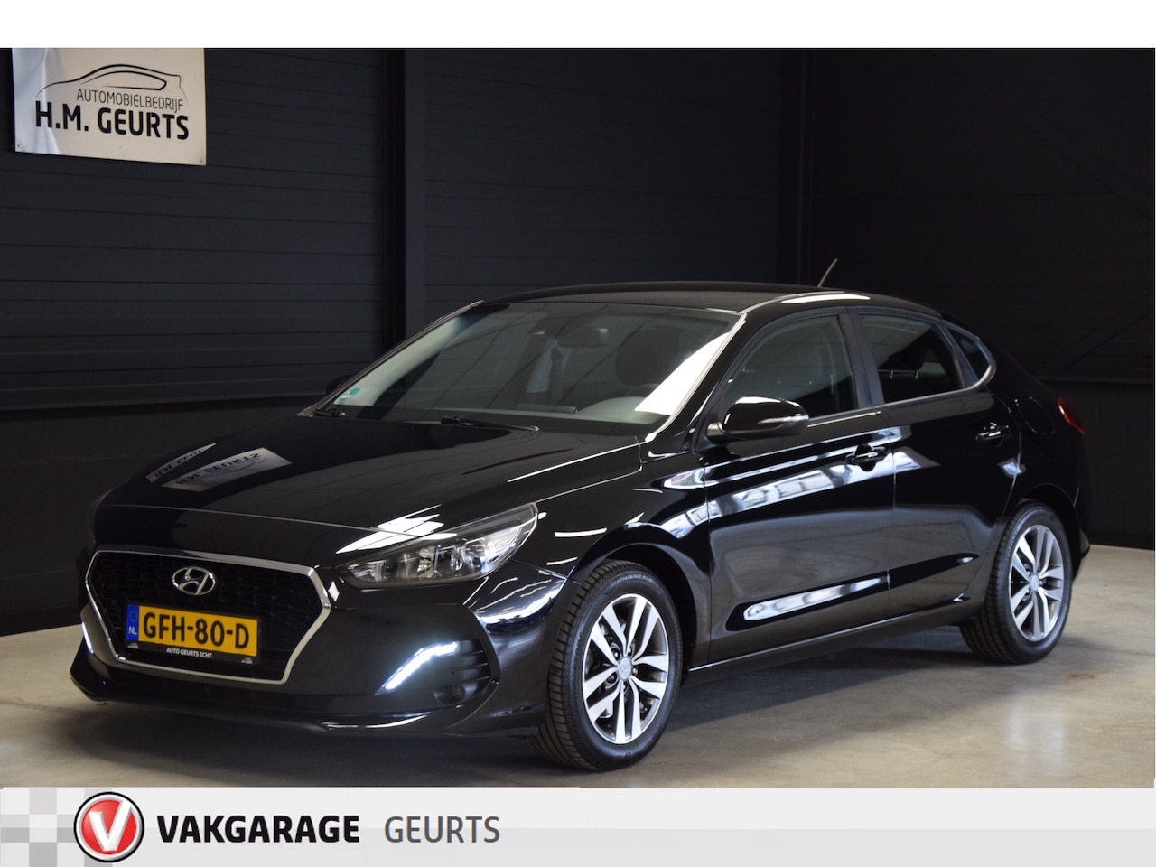 Hyundai i30 Fastback - 1.0 T-GDI Comfort Airco Lm Velgen Nette Auto! - AutoWereld.nl