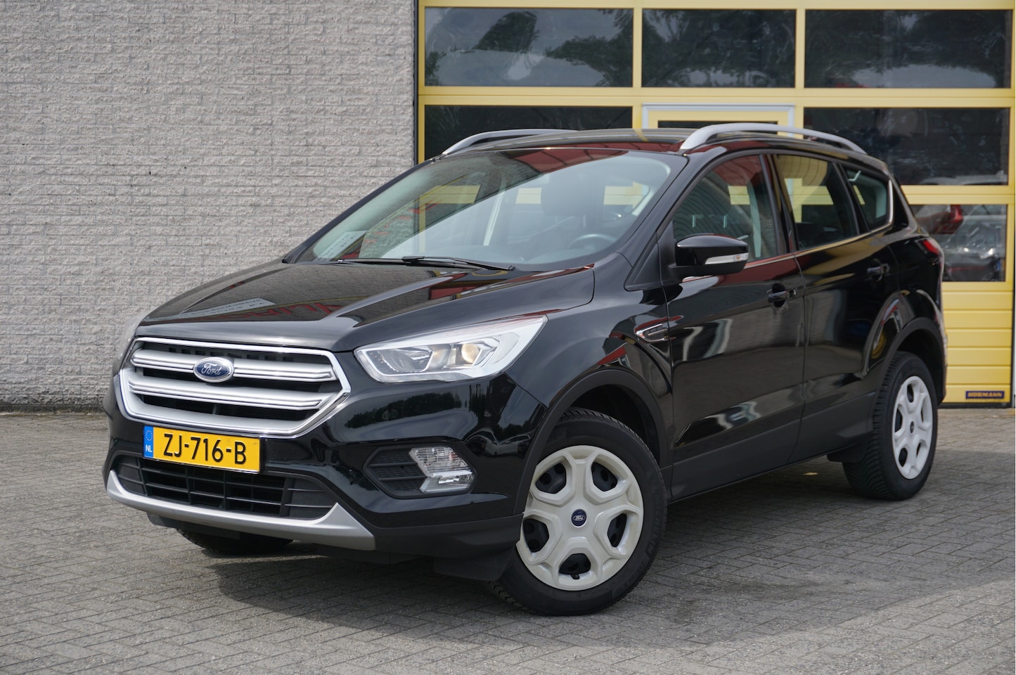 Ford Kuga - 1.5 EcoBoost Edition BJ2019 Led | Pdc | Navi | Trekhaak | Verwarmd voorruit | Achteruitrij - AutoWereld.nl