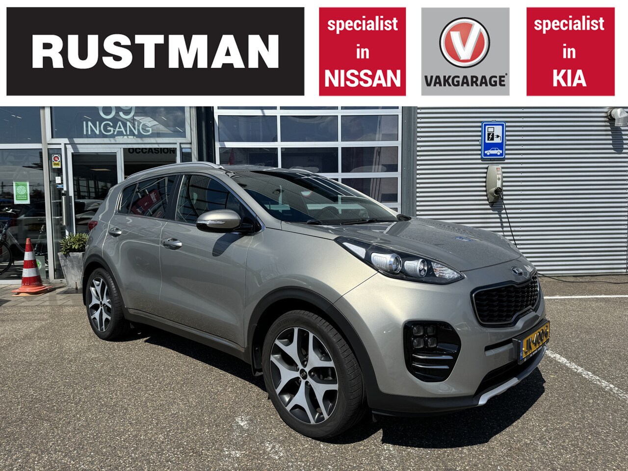 Kia Sportage - 1.6 T-GDI GT-Line First Edition Trekhaak 1.900kg 177pk - AutoWereld.nl