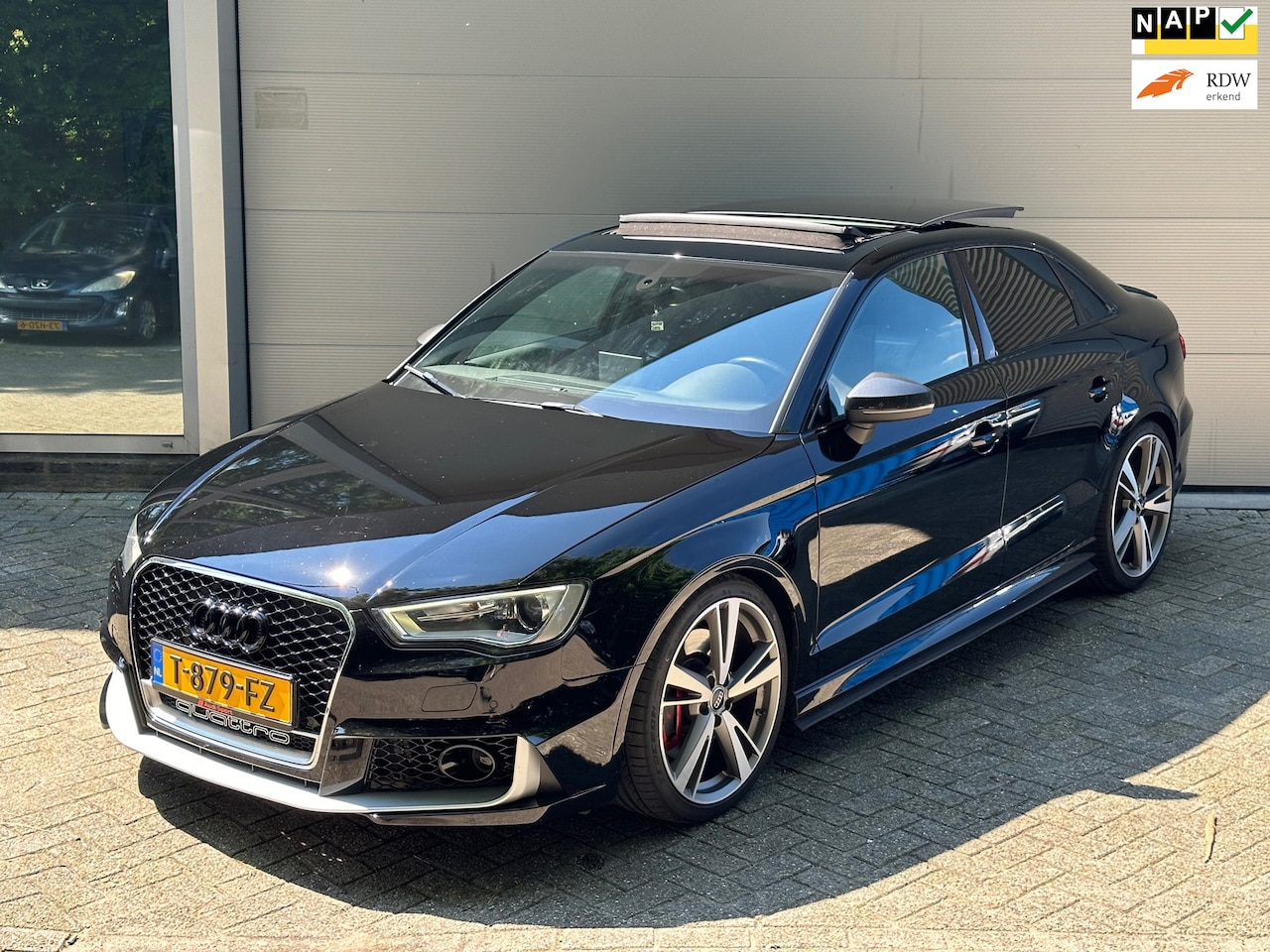 Audi A3 Limousine - 2.0 TFSI S3 quattro Pro Line Plus l Panoramadak l RS3 Bumper l Rijdt & Schakelt zeer goed - AutoWereld.nl